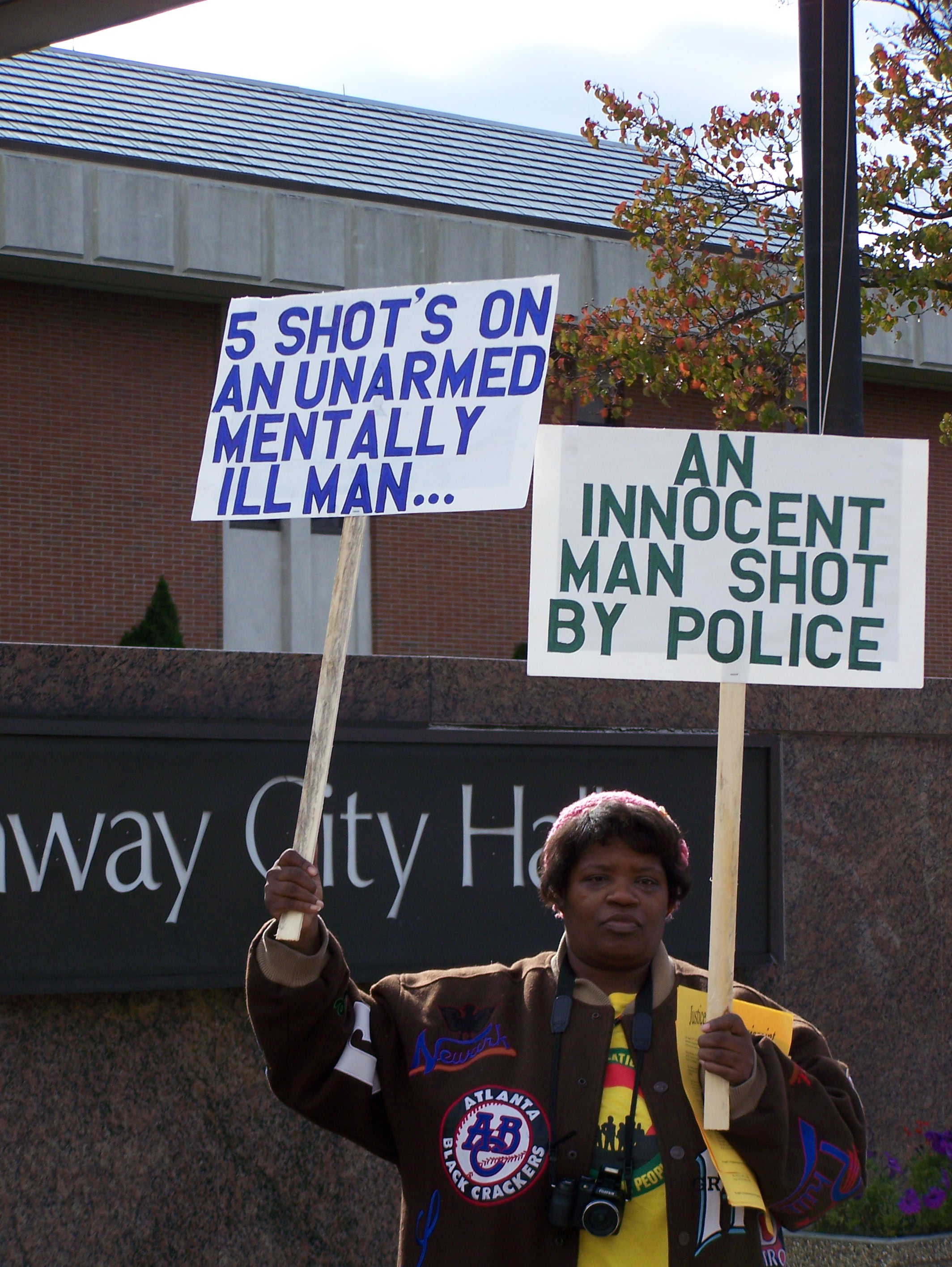 Rally against police shooting of Fritz Louissaint. James Carey of the People's Organization for Progress explains why POP is helping Fritz. Learn more here!