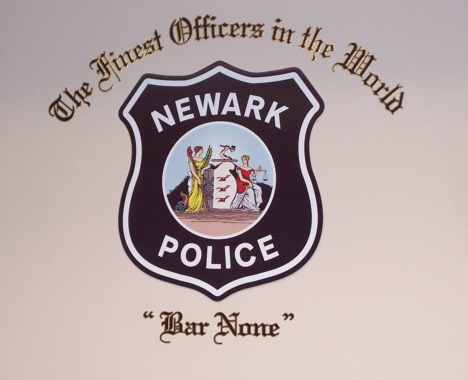 November 5, 2010: NEWARK — Newark Mayor Cory Booker may not want a federal probe into the city’s police department, but a majority of city council members are pleading for one. […]