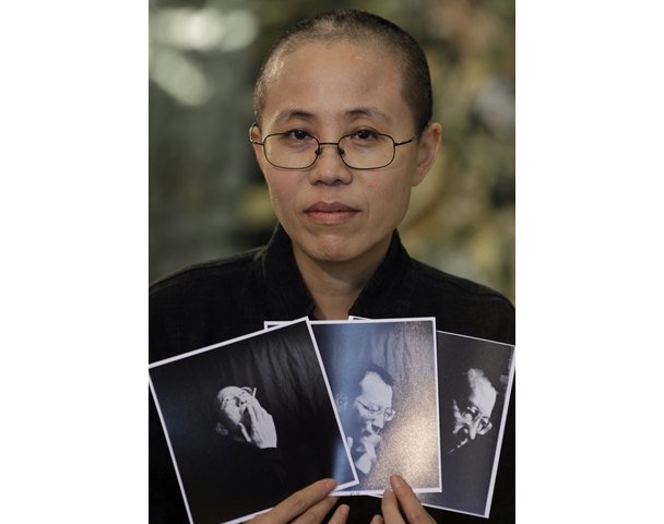While reading about Liu Xiaobo and his wife Liu Xia I was introduced to the Chinese words lao baixing and Jūnzǐ. lao baixing means "ordinary folks", "the people", or "commoners and Jūnzǐ is […]